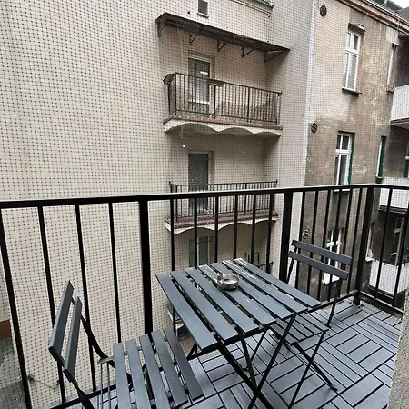 Zabrska V Apartament *