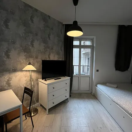 Zabrska V Apartament *